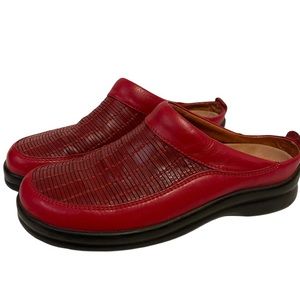 Footprints By BIRKENSTOCK Red Woven Mules Slip On Shoes
